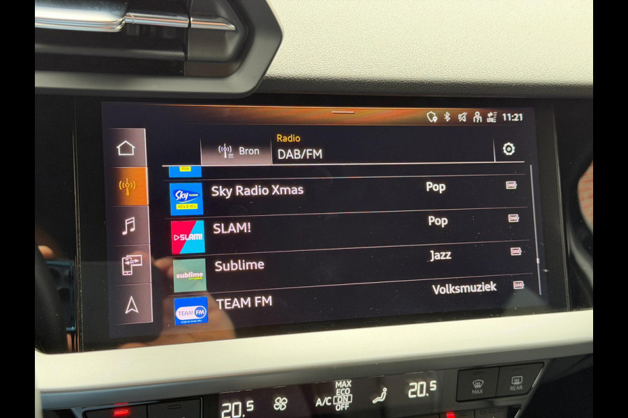 Audi A3 SPORTBACK 35 TFSI AUT LED ACC Leder Carplay Camera Audi A3 SPORTBACK 35 TFSI AUT LED ACC Leder Carplay Camera