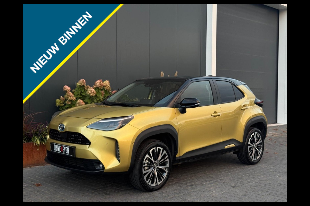 Toyota Yaris Cross 1.5 Hybrid Dynamic FULL NAVI CAMERA PDC LEDER SPORTVELGEN Toyota Yaris Cross 1.5 Hybrid Dynamic FULL NAVI CAMERA PDC LEDER SPORTVELGEN