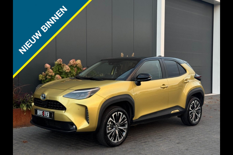 Toyota Yaris Cross 1.5 Hybrid Dynamic FULL NAVI CAMERA PDC LEDER SPORTVELGEN Toyota Yaris Cross 1.5 Hybrid Dynamic FULL NAVI CAMERA PDC LEDER SPORTVELGEN