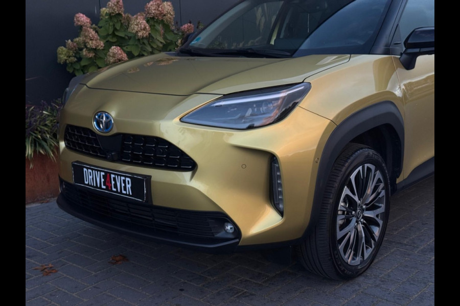 Toyota Yaris Cross 1.5 Hybrid Dynamic FULL NAVI CAMERA PDC LEDER SPORTVELGEN Toyota Yaris Cross 1.5 Hybrid Dynamic FULL NAVI CAMERA PDC LEDER SPORTVELGEN