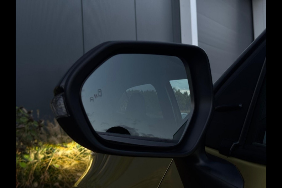 Toyota Yaris Cross 1.5 Hybrid Dynamic FULL NAVI CAMERA PDC LEDER SPORTVELGEN Toyota Yaris Cross 1.5 Hybrid Dynamic FULL NAVI CAMERA PDC LEDER SPORTVELGEN