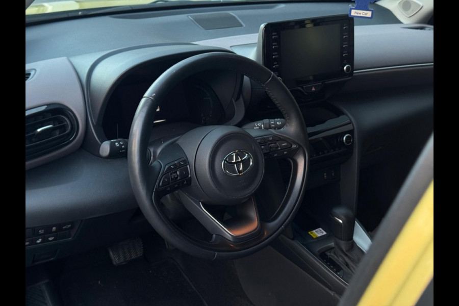 Toyota Yaris Cross 1.5 Hybrid Dynamic FULL NAVI CAMERA PDC LEDER SPORTVELGEN Toyota Yaris Cross 1.5 Hybrid Dynamic FULL NAVI CAMERA PDC LEDER SPORTVELGEN