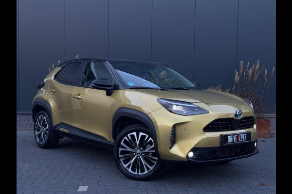 Toyota Yaris Cross 1.5 Hybrid Dynamic FULL NAVI CAMERA PDC LEDER SPORTVELGEN Toyota Yaris Cross 1.5 Hybrid Dynamic FULL NAVI CAMERA PDC LEDER SPORTVELGEN