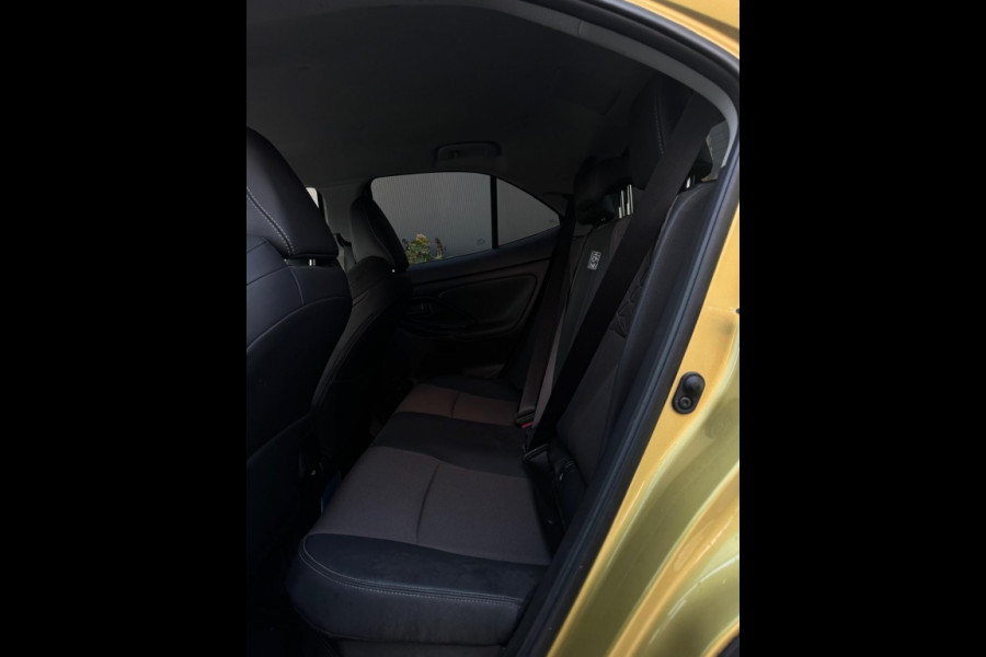 Toyota Yaris Cross 1.5 Hybrid Dynamic FULL NAVI CAMERA PDC LEDER SPORTVELGEN Toyota Yaris Cross 1.5 Hybrid Dynamic FULL NAVI CAMERA PDC LEDER SPORTVELGEN