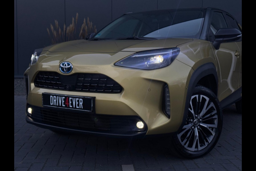 Toyota Yaris Cross 1.5 Hybrid Dynamic FULL NAVI CAMERA PDC LEDER SPORTVELGEN Toyota Yaris Cross 1.5 Hybrid Dynamic FULL NAVI CAMERA PDC LEDER SPORTVELGEN