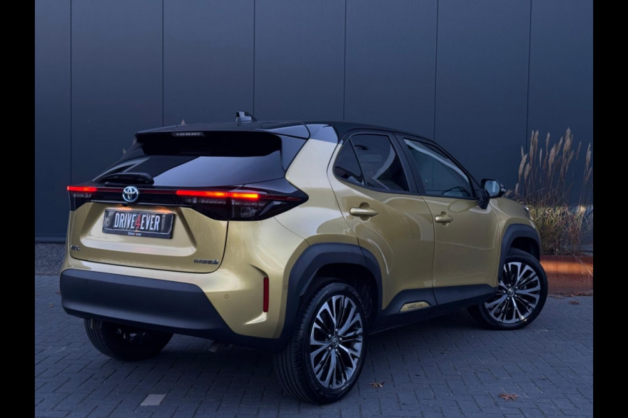 Toyota Yaris Cross 1.5 Hybrid Dynamic FULL NAVI CAMERA PDC LEDER SPORTVELGEN Toyota Yaris Cross 1.5 Hybrid Dynamic FULL NAVI CAMERA PDC LEDER SPORTVELGEN