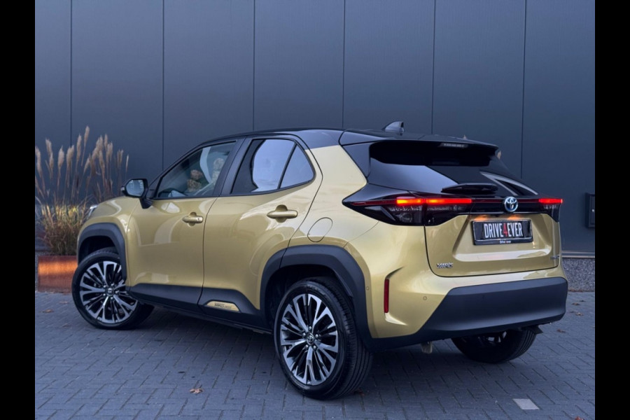 Toyota Yaris Cross 1.5 Hybrid Dynamic FULL NAVI CAMERA PDC LEDER SPORTVELGEN Toyota Yaris Cross 1.5 Hybrid Dynamic FULL NAVI CAMERA PDC LEDER SPORTVELGEN