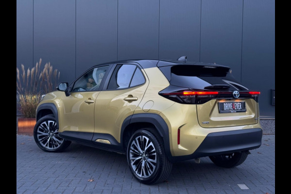 Toyota Yaris Cross 1.5 Hybrid Dynamic FULL NAVI CAMERA PDC LEDER SPORTVELGEN Toyota Yaris Cross 1.5 Hybrid Dynamic FULL NAVI CAMERA PDC LEDER SPORTVELGEN