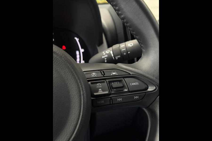 Toyota Yaris 1.5 Hybrid Dynamic CarPlay Camera