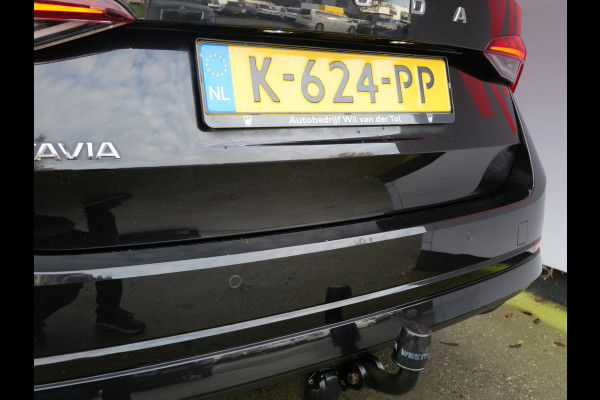 Škoda Octavia Combi 1.0 TSI BUSINESS | PANORAMA | DIGI DASH | LED | TREKHAAK | DEALER O-H!! Škoda Octavia Combi 1.0 TSI BUSINESS | PANORAMA | DIGI DASH | LED | TREKHAAK | DEALER O-H!!