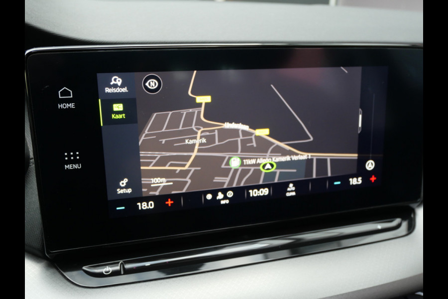 Škoda Octavia Combi 1.0 TSI BUSINESS | PANORAMA | DIGI DASH | LED | TREKHAAK | DEALER O-H!! Škoda Octavia Combi 1.0 TSI BUSINESS | PANORAMA | DIGI DASH | LED | TREKHAAK | DEALER O-H!!