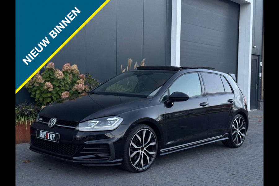 Volkswagen Golf 2.0 TDI GTD FULL PANO NAVI CAMERA APPLE CARPLAY SPORTVELGEN Volkswagen Golf 2.0 TDI GTD FULL PANO NAVI CAMERA APPLE CARPLAY SPORTVELGEN