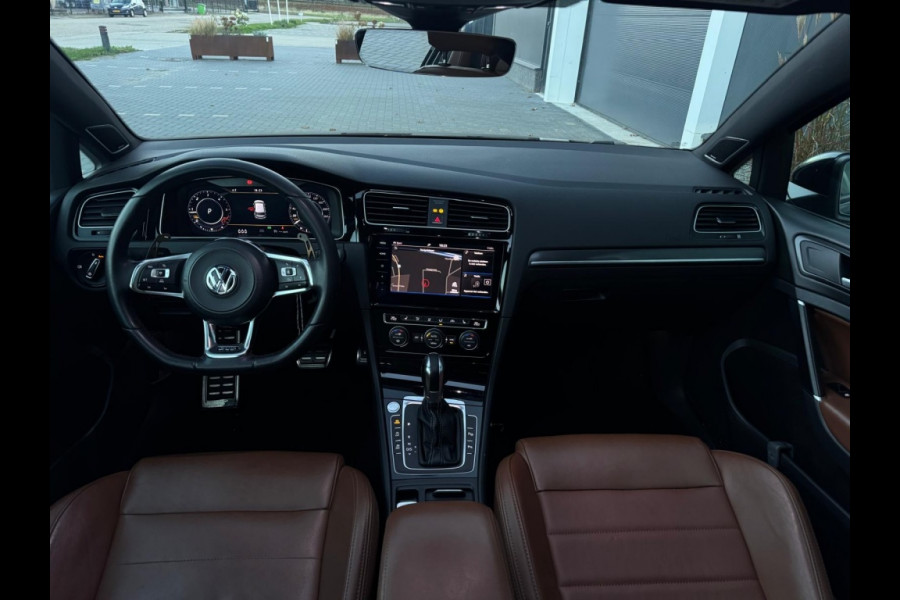 Volkswagen Golf 2.0 TDI GTD FULL PANO NAVI CAMERA APPLE CARPLAY SPORTVELGEN Volkswagen Golf 2.0 TDI GTD FULL PANO NAVI CAMERA APPLE CARPLAY SPORTVELGEN