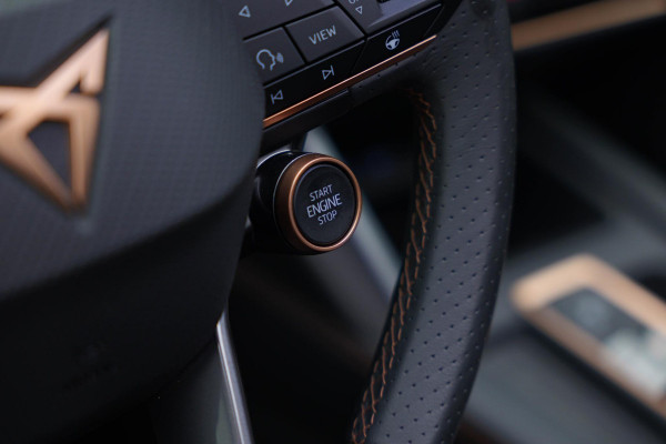 CUPRA Formentor 1.5 TSI Business Edition Plus |Pano|Memory|Senheiser|Camera|Dodehoek| CUPRA Formentor 1.5 TSI Business Edition Plus |Pano|Memory|Senheiser|Camera|Dodehoek|