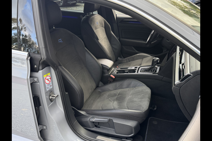 Volkswagen Arteon R Shooting Brake 4Motion 2.0 TSI 320PK R-SPORT NAVI/LEDER/VIRTUAL Volkswagen Arteon R Shooting Brake 4Motion 2.0 TSI 320PK R-SPORT NAVI/LEDER/VIRTUAL