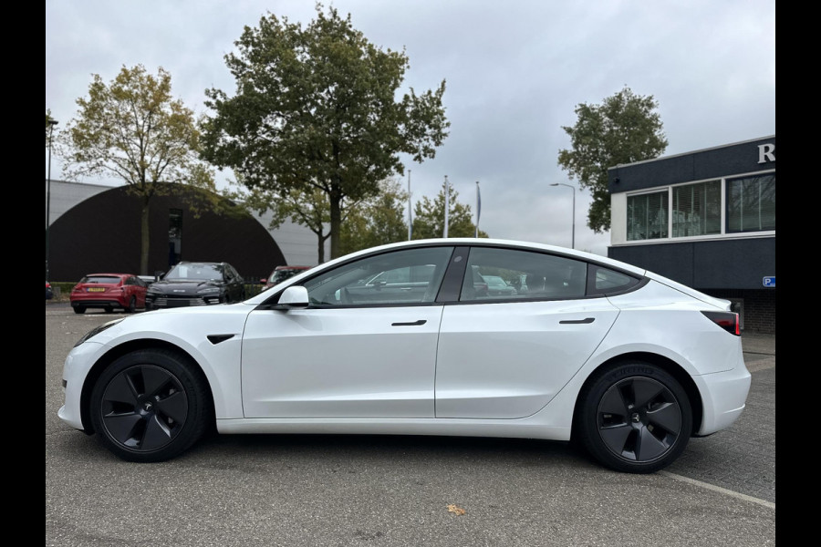 Tesla Model 3 Standard RWD Plus 60 kWh WARMTEPOMP| TESLA GARANTIE VOLLEDIG T/M 06-2027/80.000KM | AANDRIJFLIJN EN ACCU T/M 06-2031/192.000KM| Tesla Model 3 Standard RWD Plus 60 kWh WARMTEPOMP| TESLA GARANTIE VOLLEDIG T/M 06-2027/80.000KM | AANDRIJFLIJN EN ACCU T/M 06-2031/192.000KM|