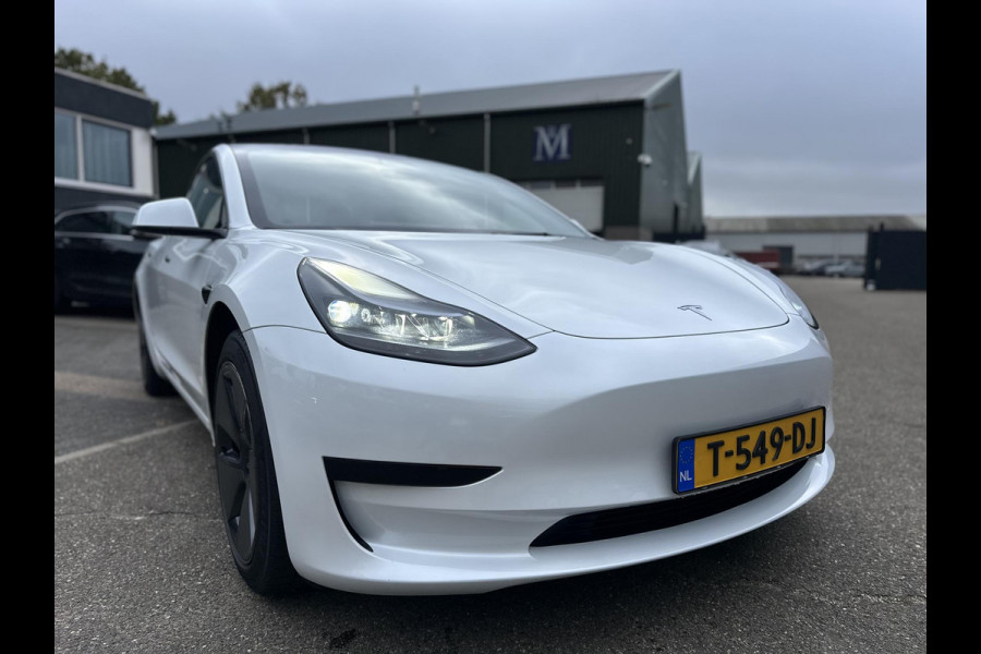 Tesla Model 3 Standard RWD Plus 60 kWh WARMTEPOMP| TESLA GARANTIE VOLLEDIG T/M 06-2027/80.000KM | AANDRIJFLIJN EN ACCU T/M 06-2031/192.000KM| Tesla Model 3 Standard RWD Plus 60 kWh WARMTEPOMP| TESLA GARANTIE VOLLEDIG T/M 06-2027/80.000KM | AANDRIJFLIJN EN ACCU T/M 06-2031/192.000KM|