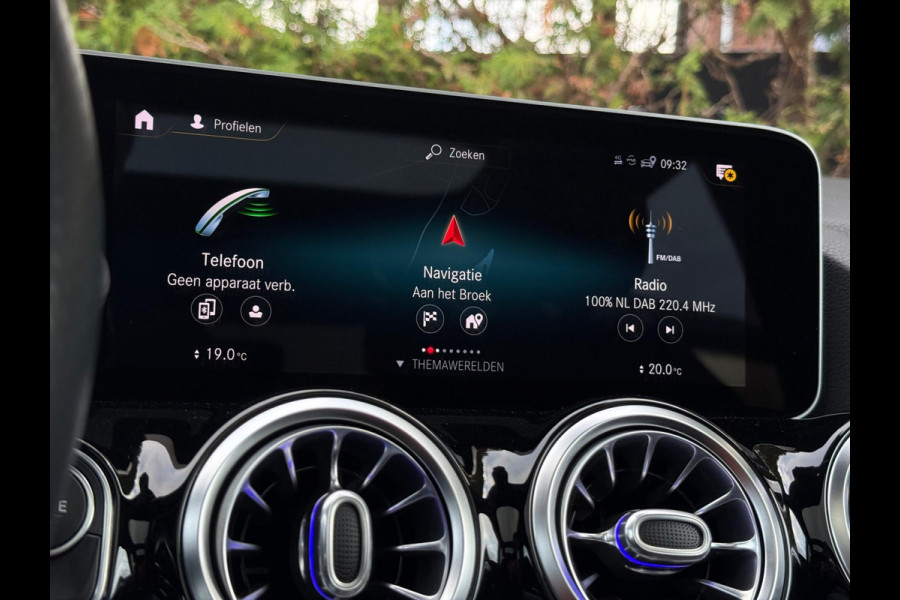 Mercedes-Benz B-Klasse B200 AMG Line Premium Plus