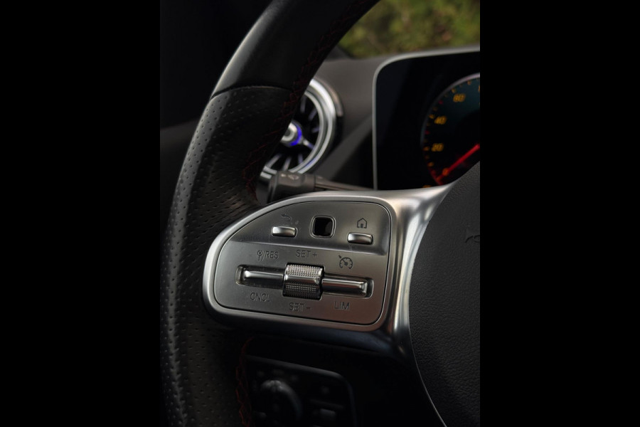 Mercedes-Benz B-Klasse B200 AMG Line Premium Plus