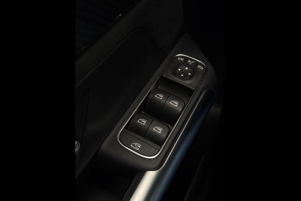 Mercedes-Benz B-Klasse B200 AMG Line Premium Plus