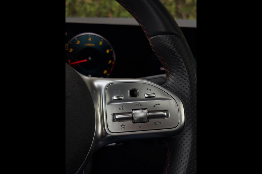 Mercedes-Benz B-Klasse B200 AMG Line Premium Plus