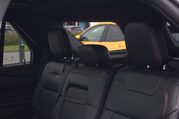 Ford Explorer 3.0 V6 EcoBoost PHEV ST-Line 457pk | Adaptieve Cruise | 2.500kg Trekgewicht | Afneembare Trekhaak | Winterpack | Full Led Ford Explorer 3.0 V6 EcoBoost PHEV ST-Line 457pk | Adaptieve Cruise | 2.500kg Trekgewicht | Afneembare Trekhaak | Winterpack | Full Led