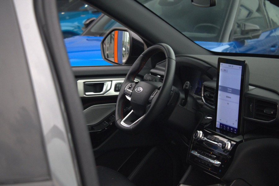 Ford Explorer 3.0 V6 EcoBoost PHEV ST-Line 457pk | Adaptieve Cruise | 2.500kg Trekgewicht | Afneembare Trekhaak | Winterpack | Full Led Ford Explorer 3.0 V6 EcoBoost PHEV ST-Line 457pk | Adaptieve Cruise | 2.500kg Trekgewicht | Afneembare Trekhaak | Winterpack | Full Led
