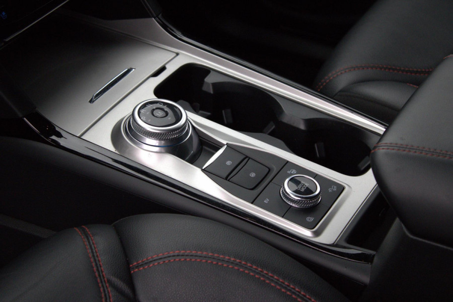 Ford Explorer 3.0 V6 EcoBoost PHEV ST-Line 457pk | Adaptieve Cruise | 2.500kg Trekgewicht | Afneembare Trekhaak | Winterpack | Full Led Ford Explorer 3.0 V6 EcoBoost PHEV ST-Line 457pk | Adaptieve Cruise | 2.500kg Trekgewicht | Afneembare Trekhaak | Winterpack | Full Led