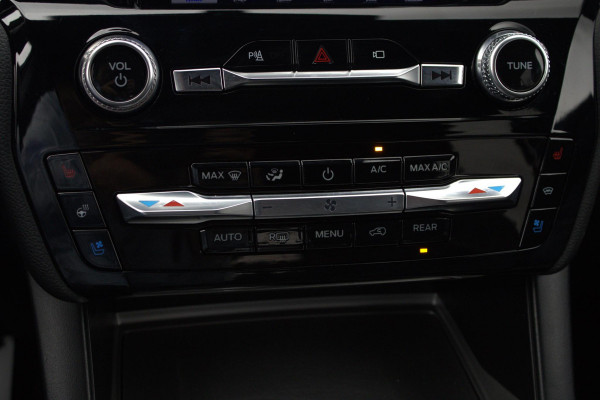 Ford Explorer 3.0 V6 EcoBoost PHEV ST-Line 457pk | Adaptieve Cruise | 2.500kg Trekgewicht | Afneembare Trekhaak | Winterpack | Full Led Ford Explorer 3.0 V6 EcoBoost PHEV ST-Line 457pk | Adaptieve Cruise | 2.500kg Trekgewicht | Afneembare Trekhaak | Winterpack | Full Led