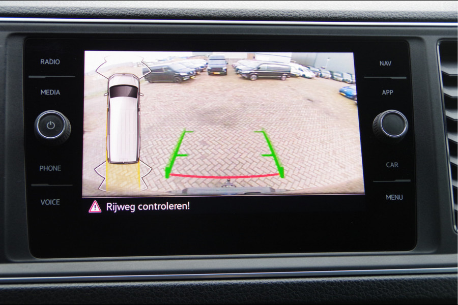 Volkswagen Crafter 35 2.0 TDI L3H2 177PK AUT. LED, TREKHAAK, LEDER, ADAPT. CRUISE, CAMERA, STUUR VERWARMING, VOORRUIT VERWARMING, GLASSLOOK, NL AUT Volkswagen Crafter 35 2.0 TDI L3H2 177PK AUT. LED, TREKHAAK, LEDER, ADAPT. CRUISE, CAMERA, STUUR VERWARMING, VOORRUIT VERWARMING, GLASSLOOK, NL AUT