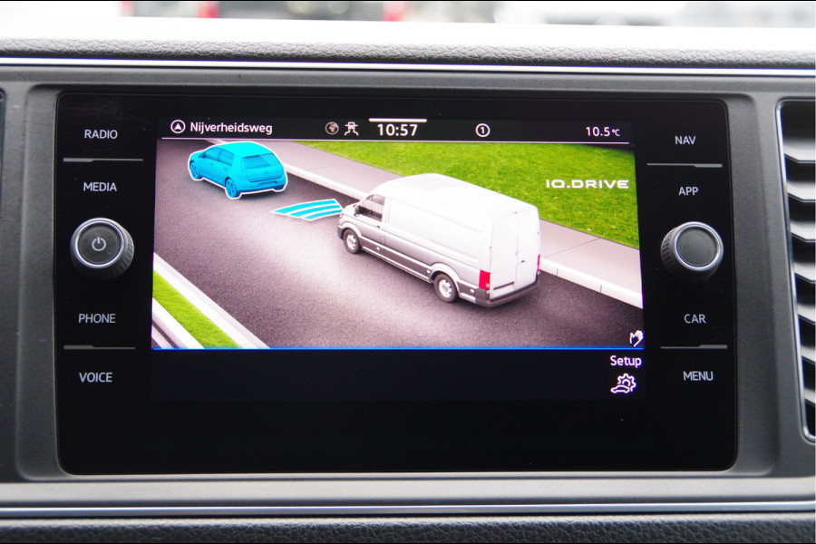 Volkswagen Crafter 35 2.0 TDI L3H2 177PK AUT. LED, TREKHAAK, LEDER, ADAPT. CRUISE, CAMERA, STUUR VERWARMING, VOORRUIT VERWARMING, GLASSLOOK, NL AUT Volkswagen Crafter 35 2.0 TDI L3H2 177PK AUT. LED, TREKHAAK, LEDER, ADAPT. CRUISE, CAMERA, STUUR VERWARMING, VOORRUIT VERWARMING, GLASSLOOK, NL AUT