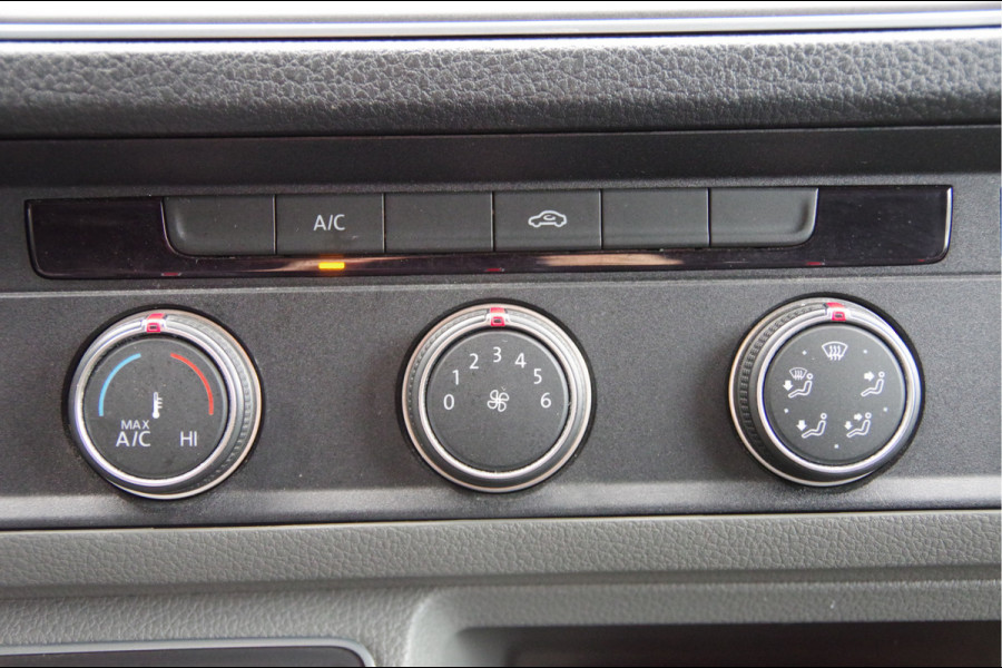 Volkswagen Crafter 35 2.0 TDI L3H2 177PK AUT. LED, TREKHAAK, LEDER, ADAPT. CRUISE, CAMERA, STUUR VERWARMING, VOORRUIT VERWARMING, GLASSLOOK, NL AUT Volkswagen Crafter 35 2.0 TDI L3H2 177PK AUT. LED, TREKHAAK, LEDER, ADAPT. CRUISE, CAMERA, STUUR VERWARMING, VOORRUIT VERWARMING, GLASSLOOK, NL AUT