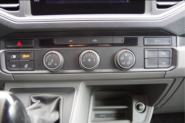 Volkswagen Crafter 35 2.0 TDI L3H2 177PK AUT. LED, TREKHAAK, LEDER, ADAPT. CRUISE, CAMERA, STUUR VERWARMING, VOORRUIT VERWARMING, GLASSLOOK, NL AUT Volkswagen Crafter 35 2.0 TDI L3H2 177PK AUT. LED, TREKHAAK, LEDER, ADAPT. CRUISE, CAMERA, STUUR VERWARMING, VOORRUIT VERWARMING, GLASSLOOK, NL AUT