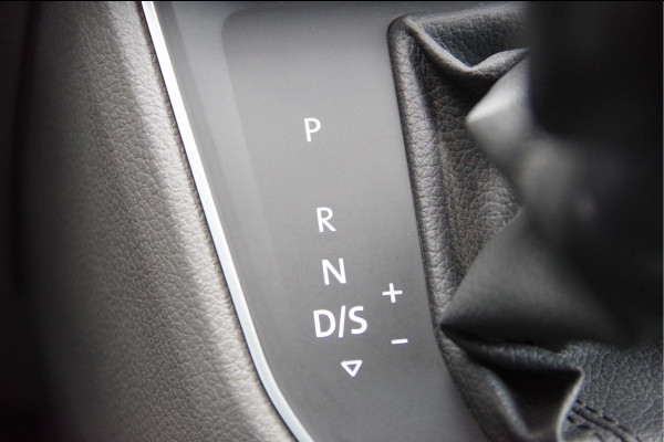 Volkswagen Crafter 35 2.0 TDI L3H2 177PK AUT. LED, TREKHAAK, LEDER, ADAPT. CRUISE, CAMERA, STUUR VERWARMING, VOORRUIT VERWARMING, GLASSLOOK, NL AUT Volkswagen Crafter 35 2.0 TDI L3H2 177PK AUT. LED, TREKHAAK, LEDER, ADAPT. CRUISE, CAMERA, STUUR VERWARMING, VOORRUIT VERWARMING, GLASSLOOK, NL AUT