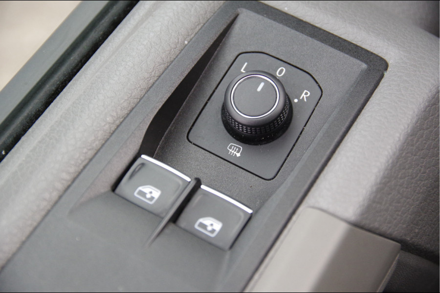 Volkswagen Crafter 35 2.0 TDI L3H2 177PK AUT. LED, TREKHAAK, LEDER, ADAPT. CRUISE, CAMERA, STUUR VERWARMING, VOORRUIT VERWARMING, GLASSLOOK, NL AUT Volkswagen Crafter 35 2.0 TDI L3H2 177PK AUT. LED, TREKHAAK, LEDER, ADAPT. CRUISE, CAMERA, STUUR VERWARMING, VOORRUIT VERWARMING, GLASSLOOK, NL AUT