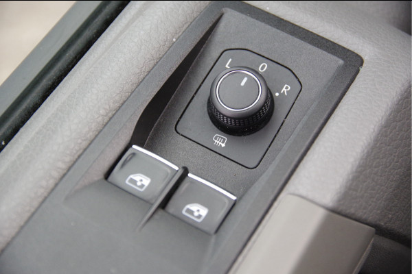 Volkswagen Crafter 35 2.0 TDI L3H2 177PK AUT. LED, TREKHAAK, LEDER, ADAPT. CRUISE, CAMERA, STUUR VERWARMING, VOORRUIT VERWARMING, GLASSLOOK, NL AUT Volkswagen Crafter 35 2.0 TDI L3H2 177PK AUT. LED, TREKHAAK, LEDER, ADAPT. CRUISE, CAMERA, STUUR VERWARMING, VOORRUIT VERWARMING, GLASSLOOK, NL AUT