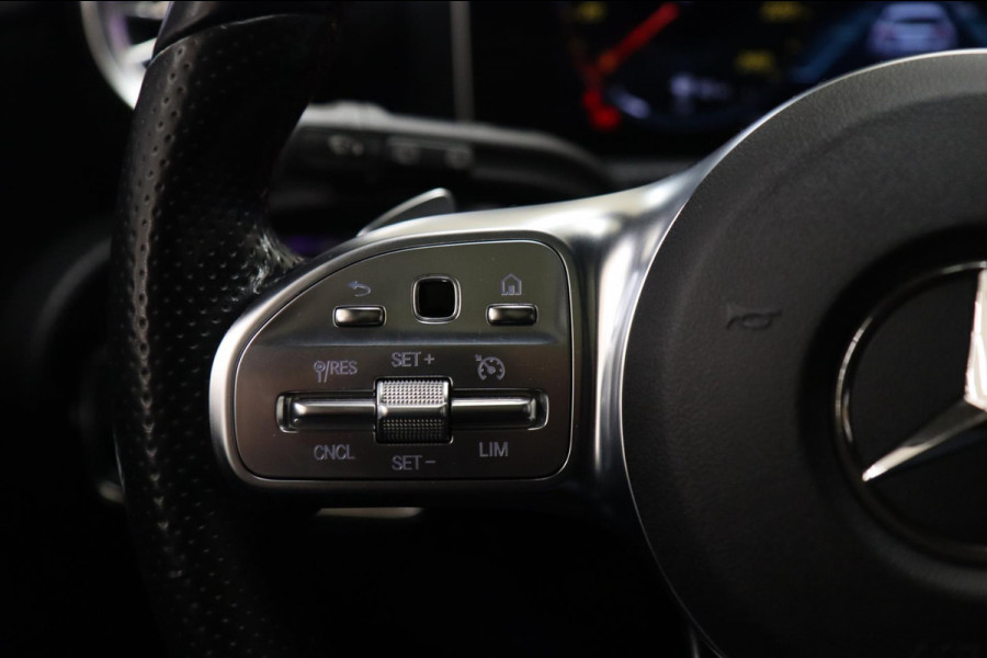 Mercedes-Benz A-Klasse 200 AMG PANO/NAP/MEMORY/KEYLES/BURM/CAM/VOL Mercedes-Benz A-Klasse 200 AMG PANO/NAP/MEMORY/KEYLES/BURM/CAM/VOL