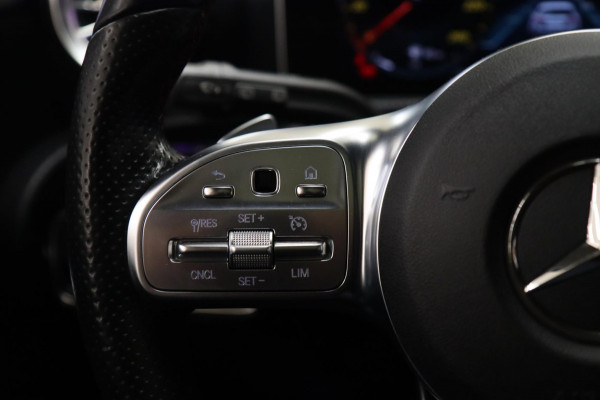 Mercedes-Benz A-Klasse 200 AMG PANO/NAP/MEMORY/KEYLES/BURM/CAM/VOL Mercedes-Benz A-Klasse 200 AMG PANO/NAP/MEMORY/KEYLES/BURM/CAM/VOL