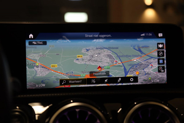 Mercedes-Benz A-Klasse 200 AMG PANO/NAP/MEMORY/KEYLES/BURM/CAM/VOL Mercedes-Benz A-Klasse 200 AMG PANO/NAP/MEMORY/KEYLES/BURM/CAM/VOL