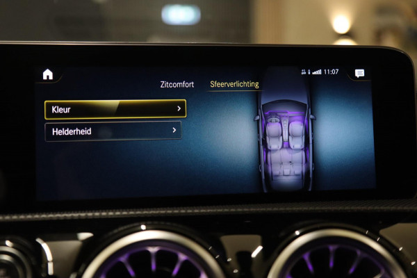 Mercedes-Benz A-Klasse 200 AMG PANO/NAP/MEMORY/KEYLES/BURM/CAM/VOL Mercedes-Benz A-Klasse 200 AMG PANO/NAP/MEMORY/KEYLES/BURM/CAM/VOL