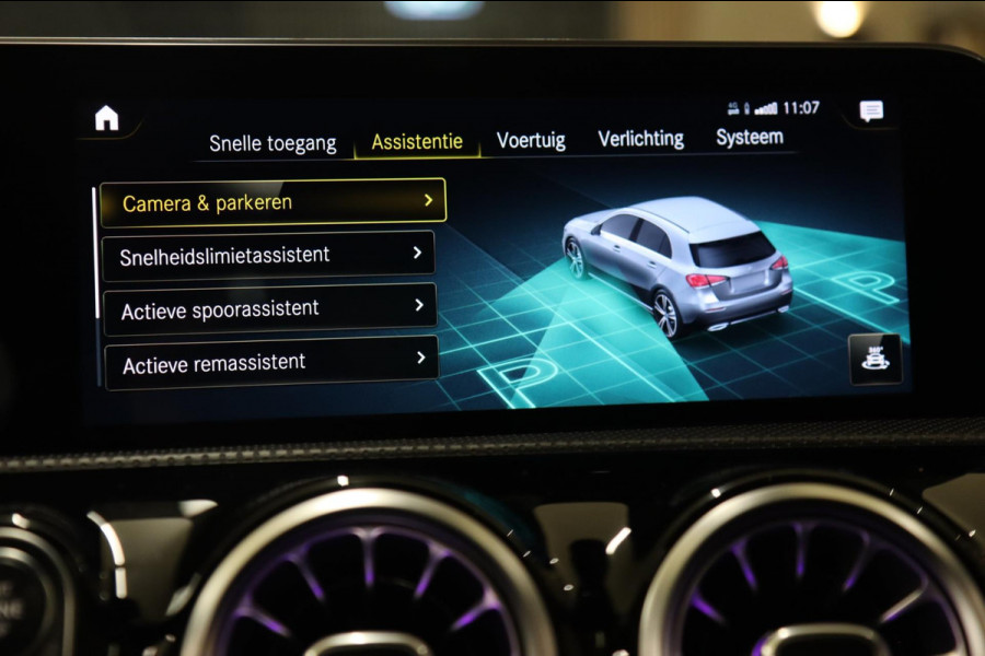 Mercedes-Benz A-Klasse 200 AMG PANO/NAP/MEMORY/KEYLES/BURM/CAM/VOL Mercedes-Benz A-Klasse 200 AMG PANO/NAP/MEMORY/KEYLES/BURM/CAM/VOL