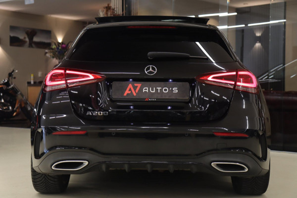 Mercedes-Benz A-Klasse 200 AMG PANO/NAP/MEMORY/KEYLES/BURM/CAM/VOL Mercedes-Benz A-Klasse 200 AMG PANO/NAP/MEMORY/KEYLES/BURM/CAM/VOL