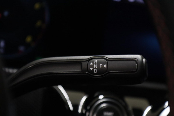 Mercedes-Benz A-Klasse 200 AMG PANO/NAP/MEMORY/KEYLES/BURM/CAM/VOL Mercedes-Benz A-Klasse 200 AMG PANO/NAP/MEMORY/KEYLES/BURM/CAM/VOL