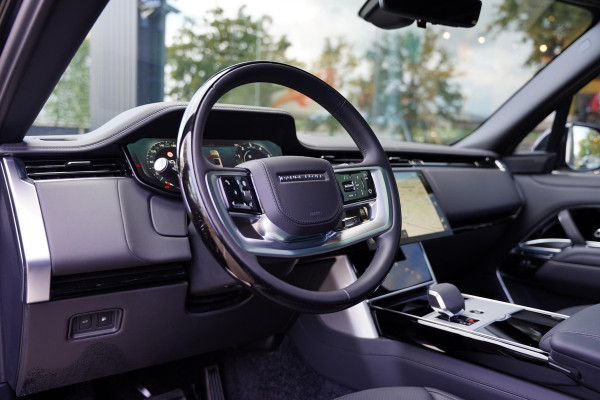 Land Rover Range Rover P 550 E Autobiography 23 Inch Meridian Signature Land Rover Range Rover P 550 E Autobiography 23 Inch Meridian Signature