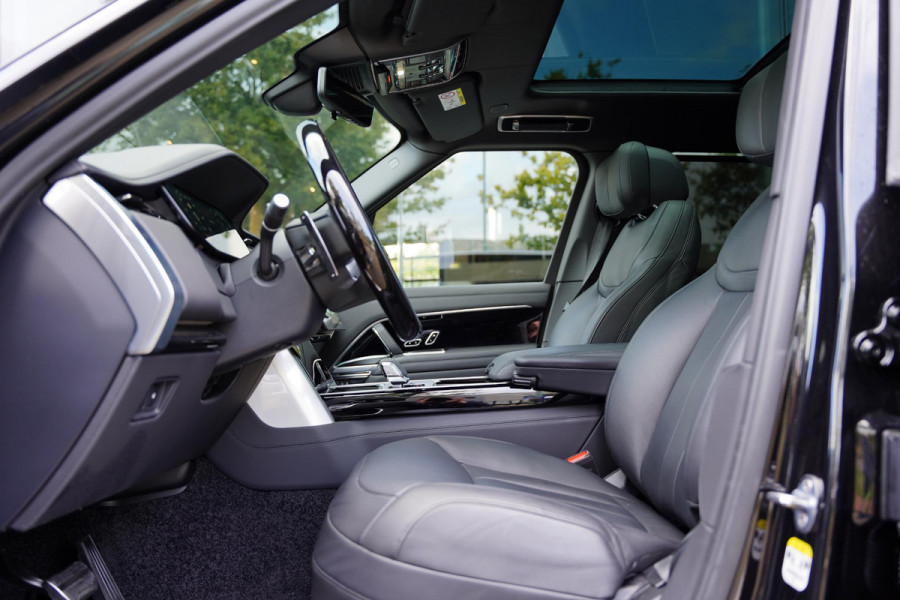 Land Rover Range Rover P 550 E Autobiography 23 Inch Meridian Signature Land Rover Range Rover P 550 E Autobiography 23 Inch Meridian Signature