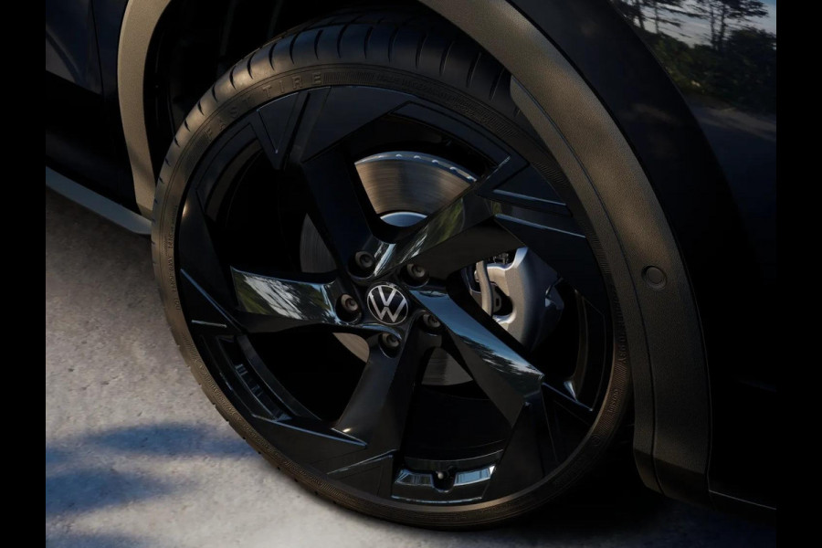 Volkswagen T-Roc R-Line First Edition 1.5 eTSI 110 kW / 150 PK SUV | Interieur Pakket leder 'Varenna' | Black Style Pakket | Panoramaschuif-kanteldak | Trekhaak | Koplampverlichting matrix-led (IQ.LIGHT) | Assistance Pakket | Elek. achterklep Volkswagen T-Roc R-Line First Edition 1.5 eTSI 110 kW / 150 PK SUV | Interieur Pakket leder 'Varenna' | Black Style Pakket | Panoramaschuif-kanteldak | Trekhaak | Koplampverlichting matrix-led (IQ.LIGHT) | Assistance Pakket | Elek. achterklep