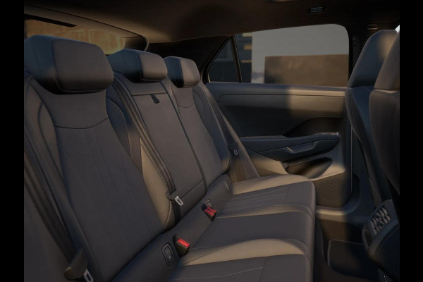 Volkswagen T-Roc R-Line First Edition 1.5 eTSI 110 kW / 150 PK SUV | Interieur Pakket leder 'Varenna' | Black Style Pakket | Panoramaschuif-kanteldak | Trekhaak | Koplampverlichting matrix-led (IQ.LIGHT) | Assistance Pakket | Elek. achterklep Volkswagen T-Roc R-Line First Edition 1.5 eTSI 110 kW / 150 PK SUV | Interieur Pakket leder 'Varenna' | Black Style Pakket | Panoramaschuif-kanteldak | Trekhaak | Koplampverlichting matrix-led (IQ.LIGHT) | Assistance Pakket | Elek. achterklep