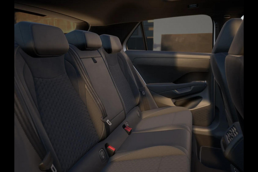 Volkswagen T-Roc R-Line First Edition 1.5 eTSI 110 kW / 150 PK SUV | Panoramaschuif-kanteldak | Assistance Pakket | Trekhaak | Black Style Pakket | Koplampverlichting matrix-led (IQ.LIGHT) | Elek. achterklep | Zwart dak Volkswagen T-Roc R-Line First Edition 1.5 eTSI 110 kW / 150 PK SUV | Panoramaschuif-kanteldak | Assistance Pakket | Trekhaak | Black Style Pakket | Koplampverlichting matrix-led (IQ.LIGHT) | Elek. achterklep | Zwart dak