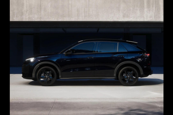 Volkswagen T-Roc R-Line First Edition 1.5 eTSI 110 kW / 150 PK SUV | Interieur Pakket leder 'Varenna' | Black Style Pakket | Panoramaschuif-kanteldak | Trekhaak | Koplampverlichting matrix-led (IQ.LIGHT) | Assistance Pakket | Elek. achterklep Volkswagen T-Roc R-Line First Edition 1.5 eTSI 110 kW / 150 PK SUV | Interieur Pakket leder 'Varenna' | Black Style Pakket | Panoramaschuif-kanteldak | Trekhaak | Koplampverlichting matrix-led (IQ.LIGHT) | Assistance Pakket | Elek. achterklep