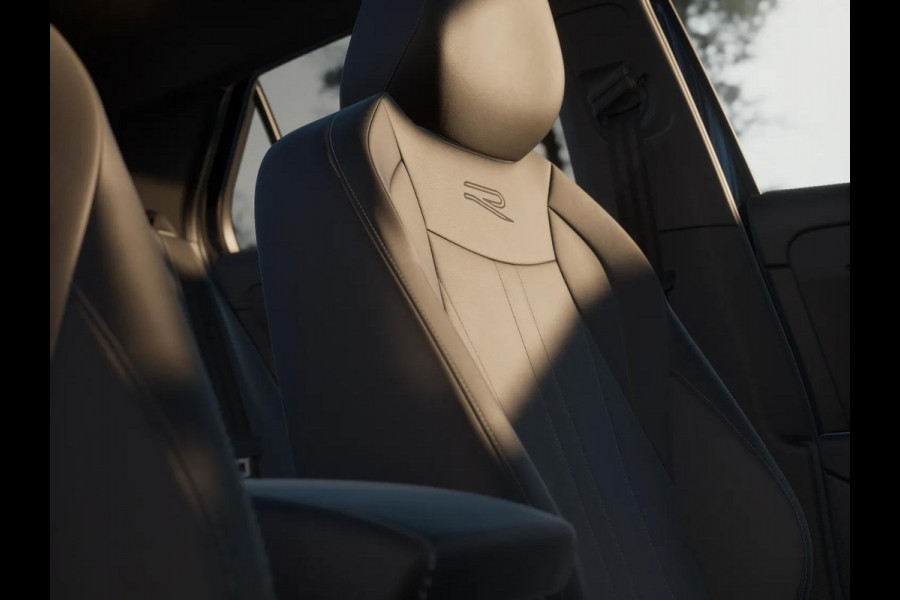 Volkswagen T-Roc R-Line First Edition 1.5 eTSI 110 kW / 150 PK SUV | Interieur Pakket leder 'Varenna' | Black Style Pakket | Panoramaschuif-kanteldak | Trekhaak | Koplampverlichting matrix-led (IQ.LIGHT) | Assistance Pakket | Elek. achterklep Volkswagen T-Roc R-Line First Edition 1.5 eTSI 110 kW / 150 PK SUV | Interieur Pakket leder 'Varenna' | Black Style Pakket | Panoramaschuif-kanteldak | Trekhaak | Koplampverlichting matrix-led (IQ.LIGHT) | Assistance Pakket | Elek. achterklep